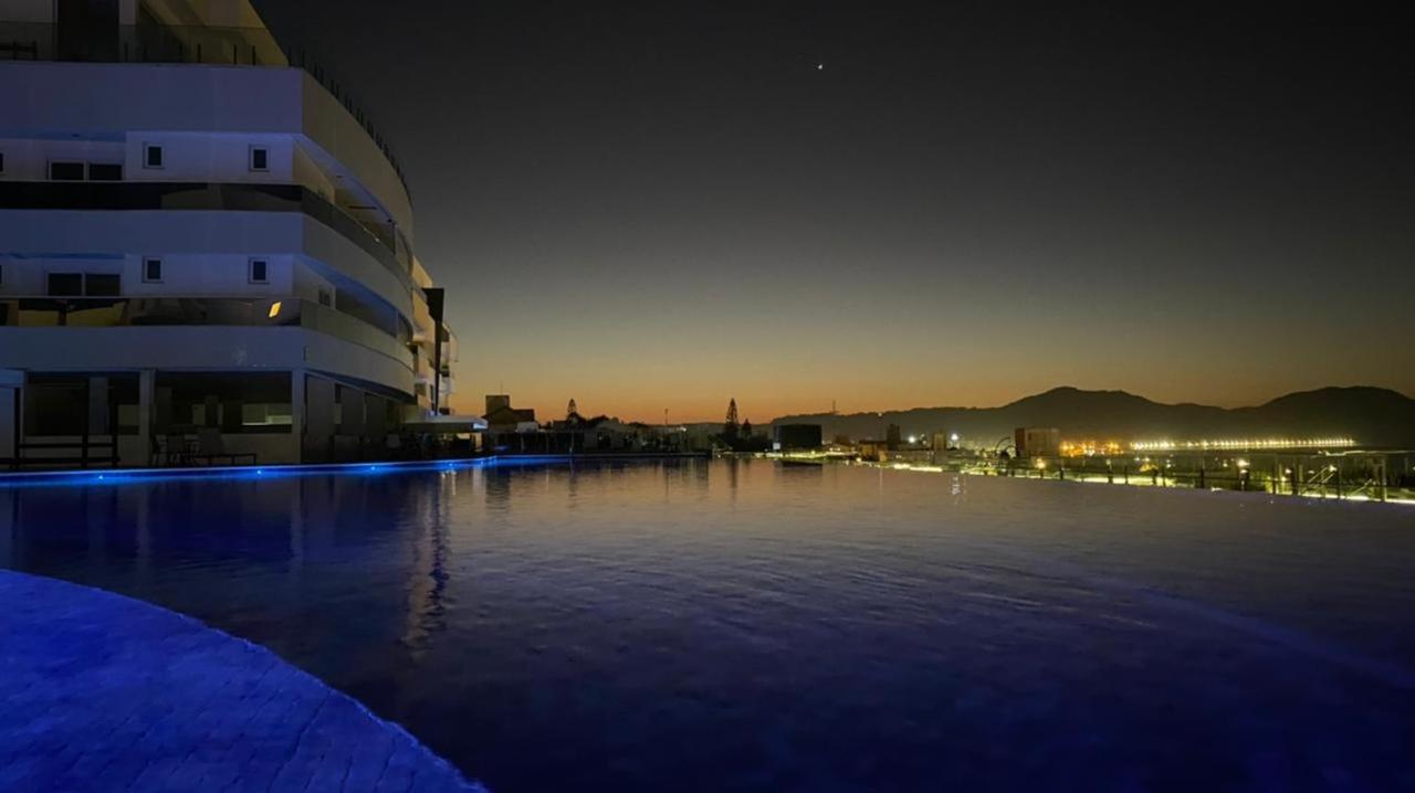 Acqua Marine Floripa Apto Com Vista Para O Mar! Florianopolis Exterior photo