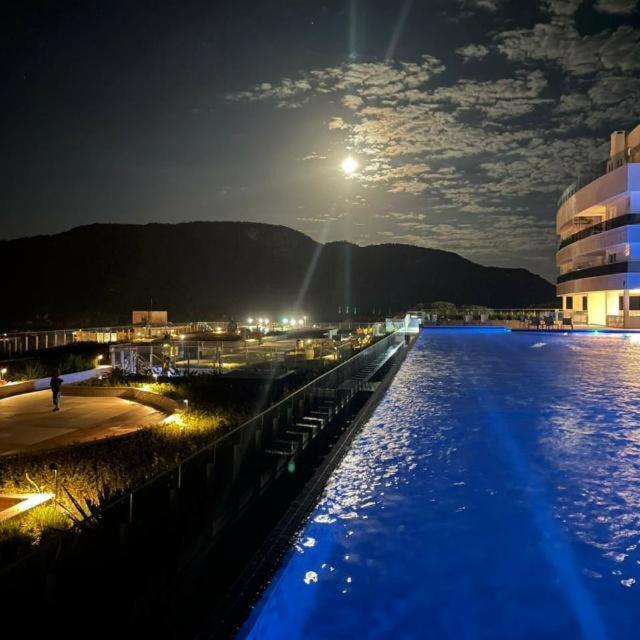 Acqua Marine Floripa Apto Com Vista Para O Mar! Florianopolis Exterior photo